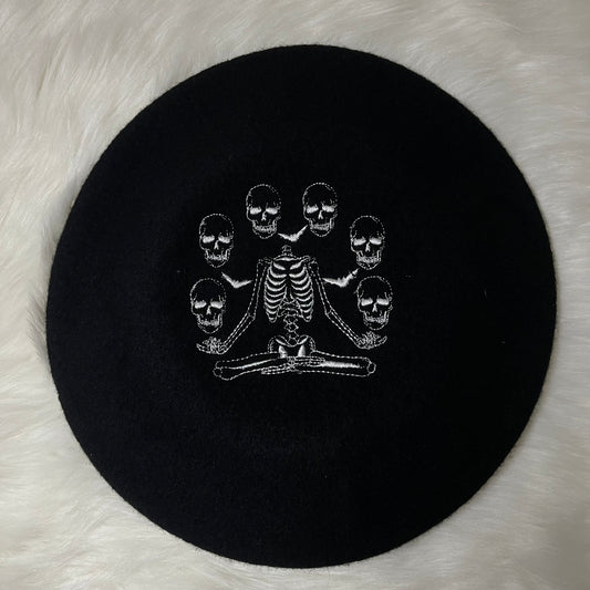 Juggling Skeleton Heads Beret